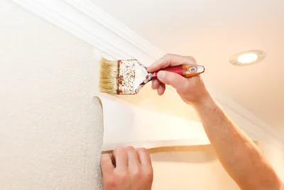 Pose de papier peint à Saint-Franc — revêtements muraux et toiles de verre